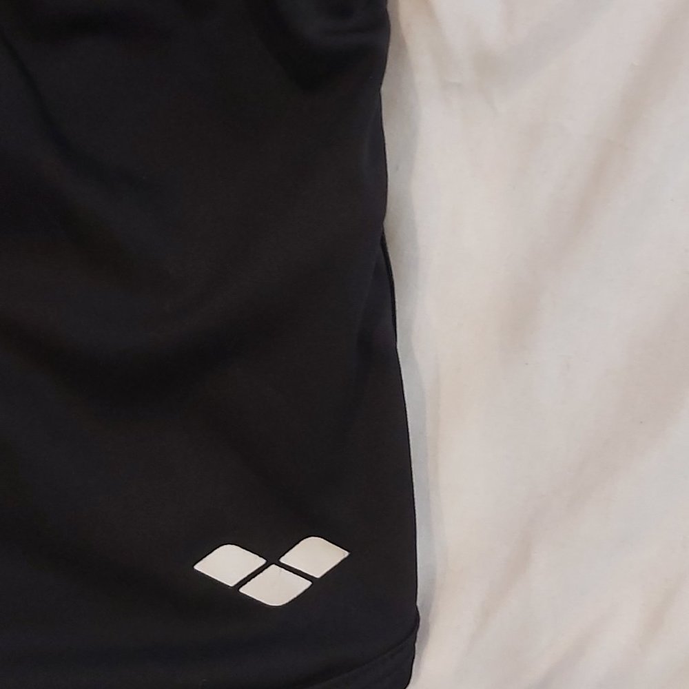 Arena shorts - Picture 2 of 2